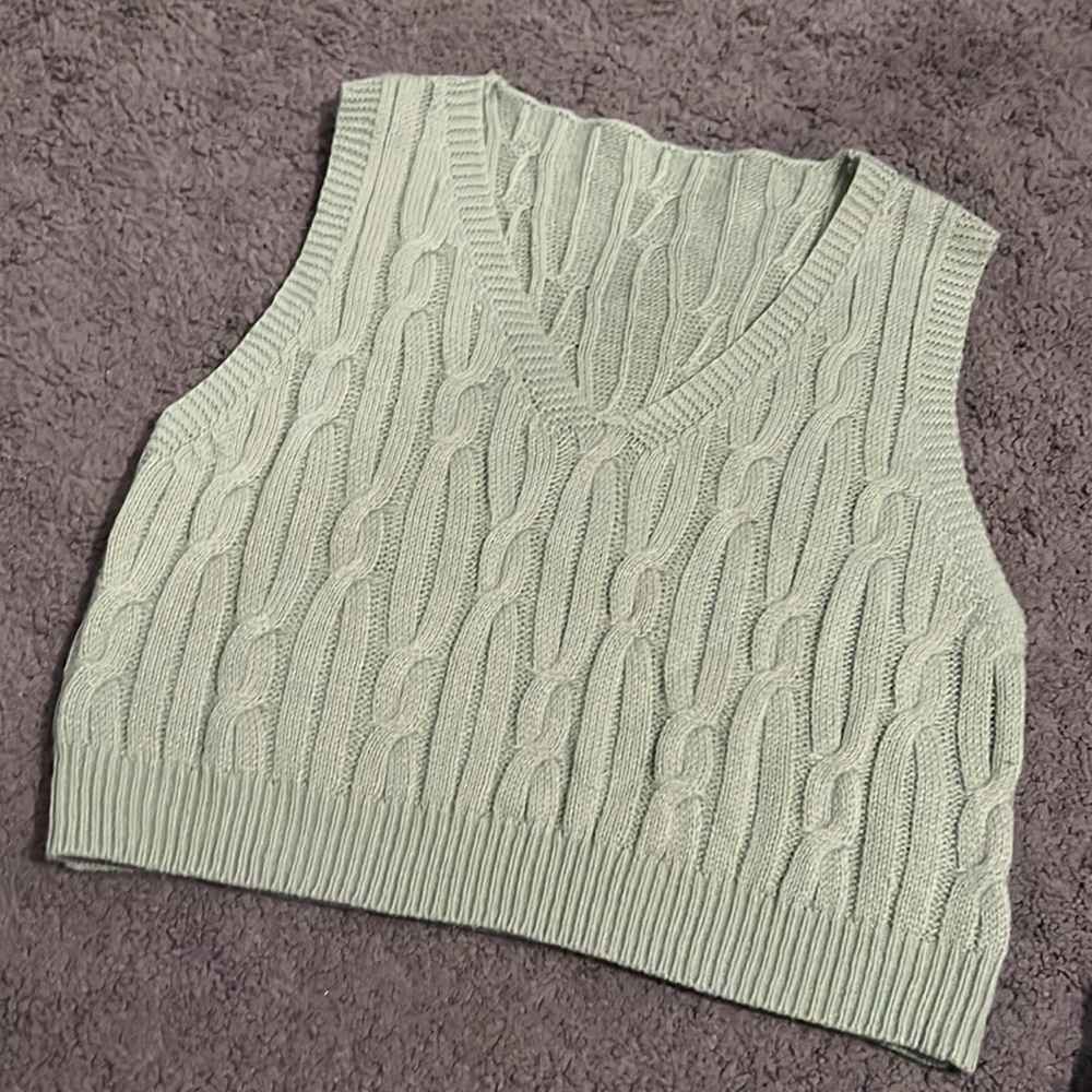 Mint Green Sweatervest Never worn